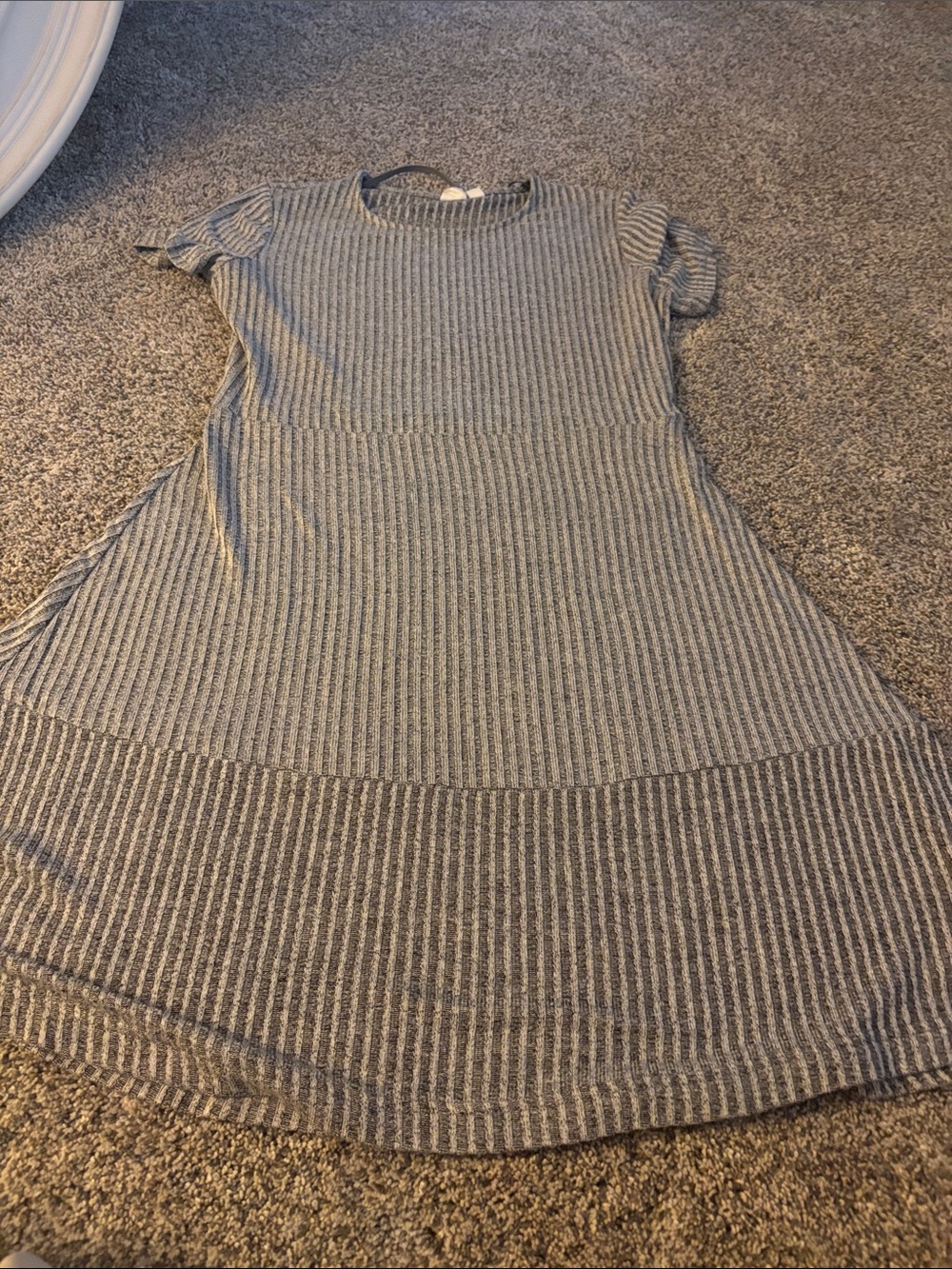 GAP Ribbed Short-Sleeve Midi Dress in Light Gray